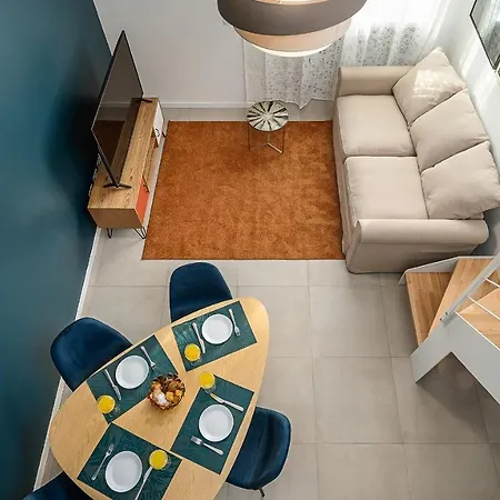 Classbnb - Due Moderni A 1km Dall'arco Della Pace Διαμέρισμα *