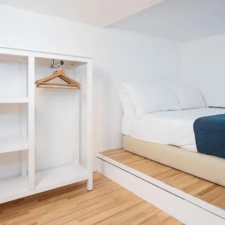 Classbnb - Due Moderni A 1km Dall'arco Della Pace Διαμέρισμα *